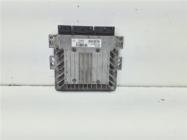 centralita dacia duster i (2010 >) 1.5 ambiance 4x2 [1,5 ltr.   79 kw dci diesel fap cat]