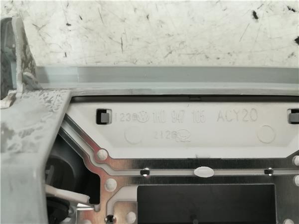 luz interior techo seat leon (5f1)(09.2012 >) 1.6 reference [1,6 ltr.   77 kw tdi]