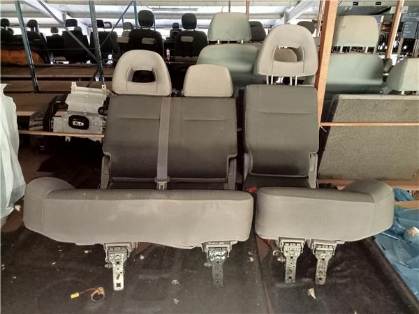 asientos traseros mitsubishi montero