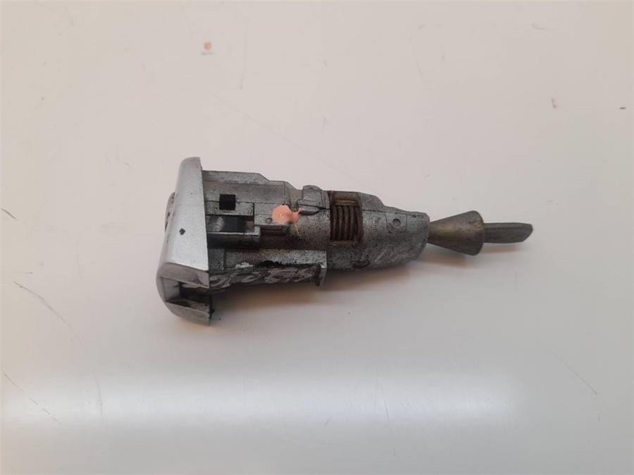 Bombin Puerta Delantera Izquierda V