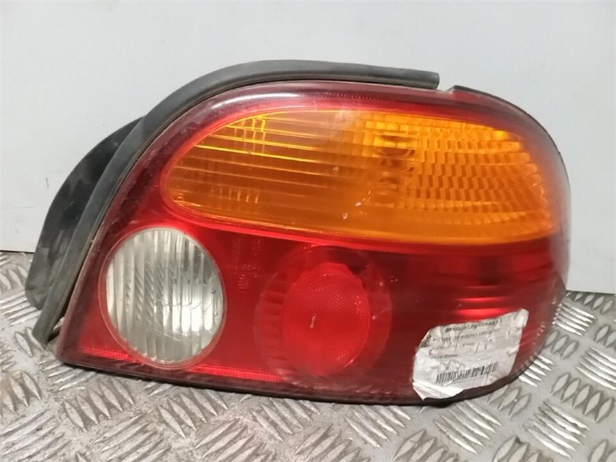 piloto trasero derecho kia sephia ll básico