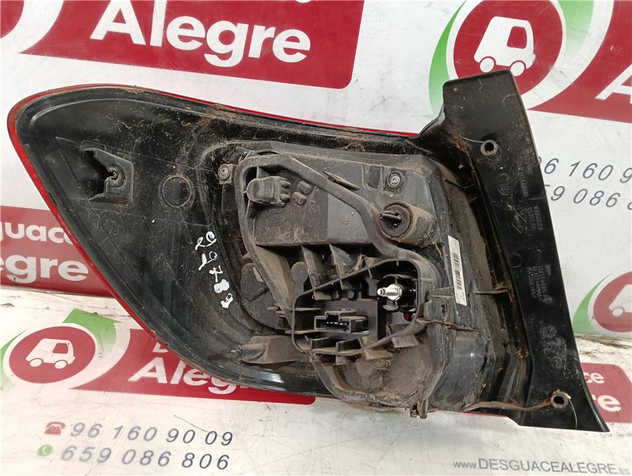 Piloto Trasero Derecho DACIA SANDERO