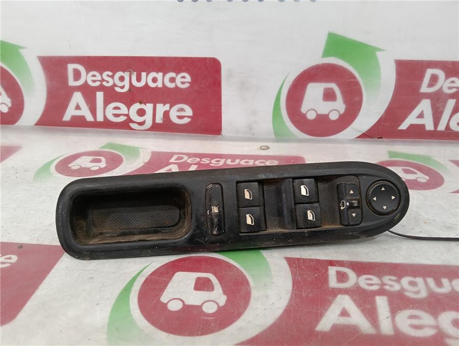botonera puerta delantera izquierda peugeot 407 premium