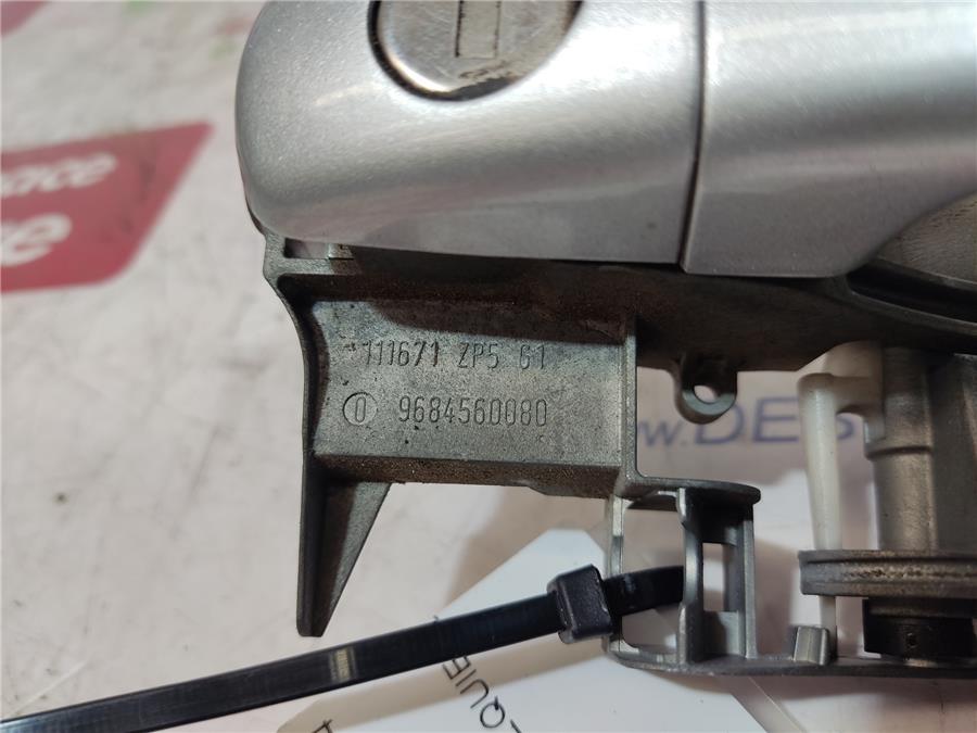 Maneta Exterior Delantera Izquierda