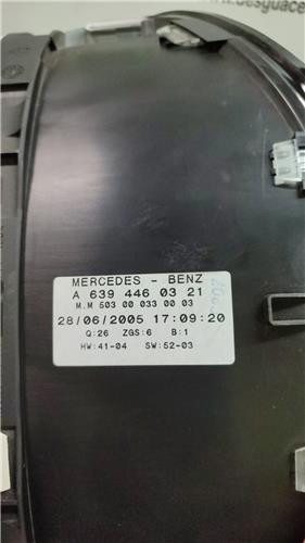 Cuadro Instrumentos Mercedes-Benz /