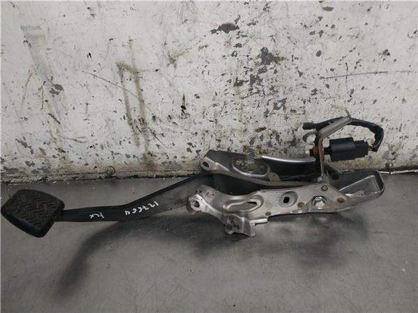 Pedal Embrague Toyota AVENSIS 2.2