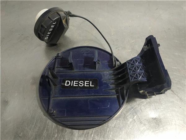 tapa exterior combustible hyundai santa fe bm