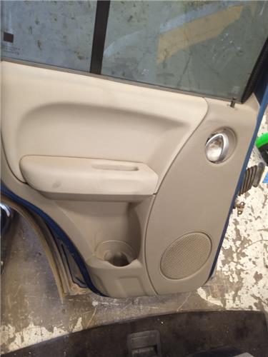 guarnecido puerta trasera izquierda jeep cher