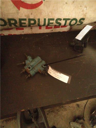 repartidor de freno toyota yaris 1999 scp10 1