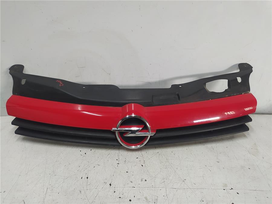 rejilla capo opel astra h berlina cosmo
