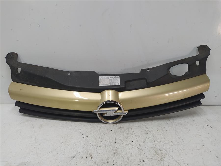 rejilla capo opel astra h berlina cosmo