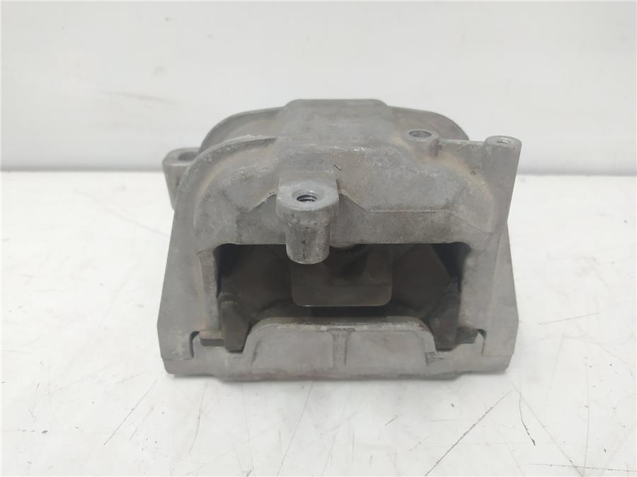 soporte derecho motor volkswagen golf v (1k1)(10.2003) *