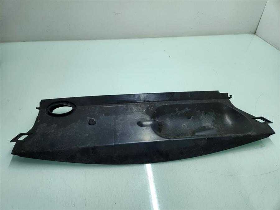 moldura aleta delantera derecha renault megane iii berlina 5p dynamique
