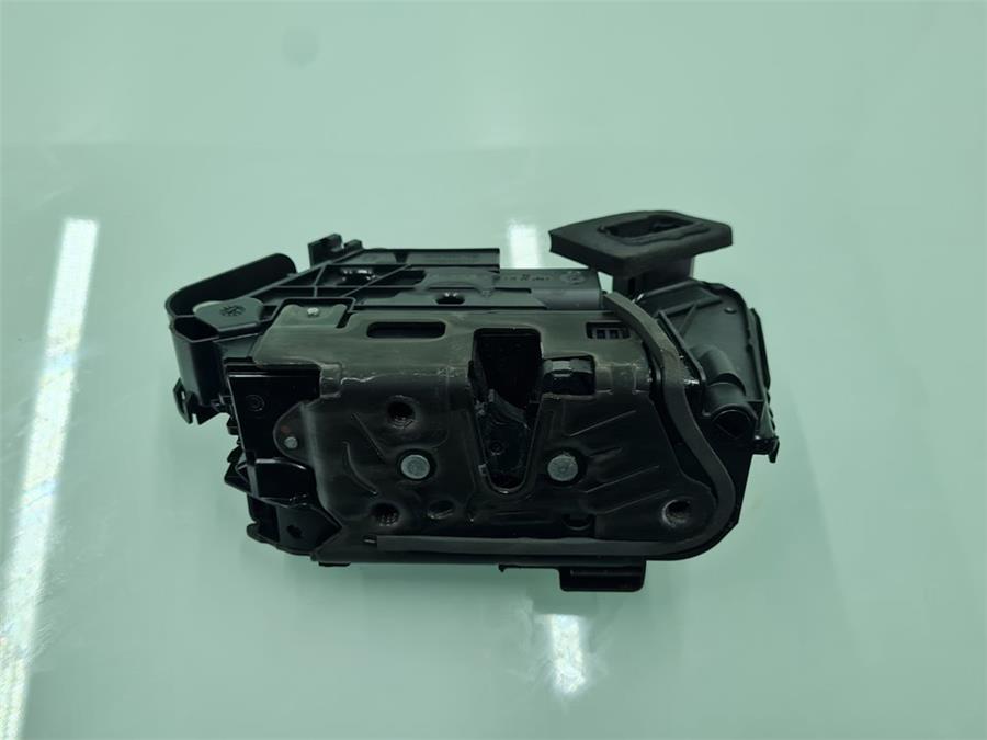 cerradura puerta delantera derecha volkswagen touran (5t1) advance bmt