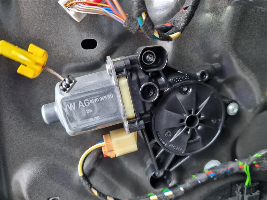 elevalunas electrico trasero izquierdo audi a4 avant (8wd) 30 tdi advanced
