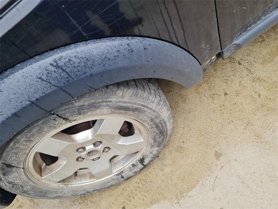 Aletin Delantero Izquierdo LAND V6