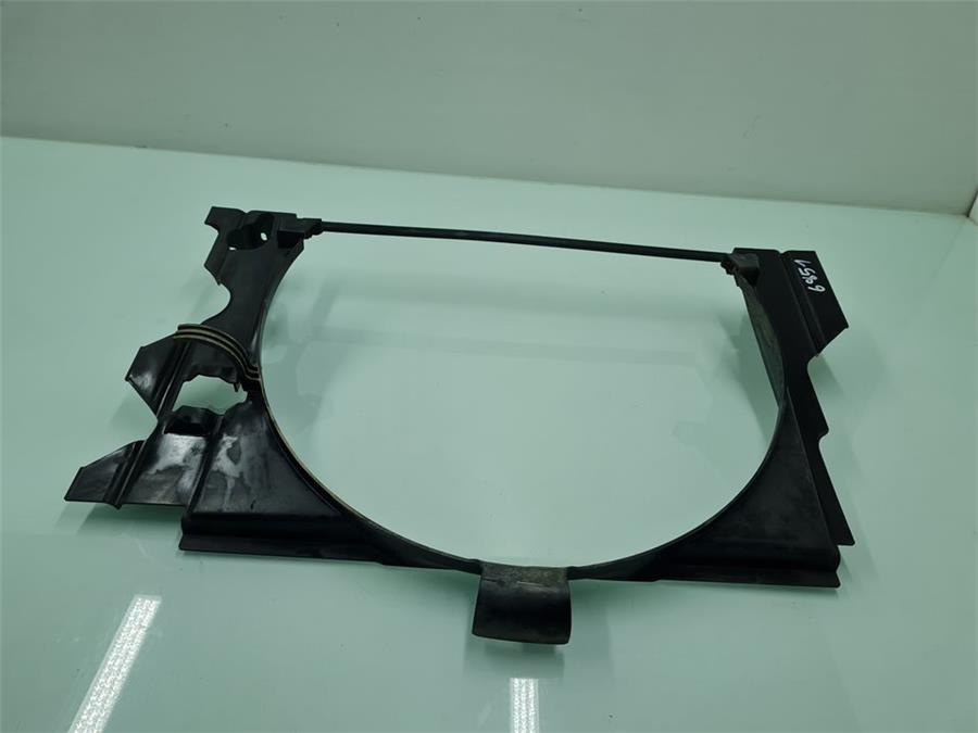 moldura aleta delantera derecha land rover defender (ld) 110 se familiar
