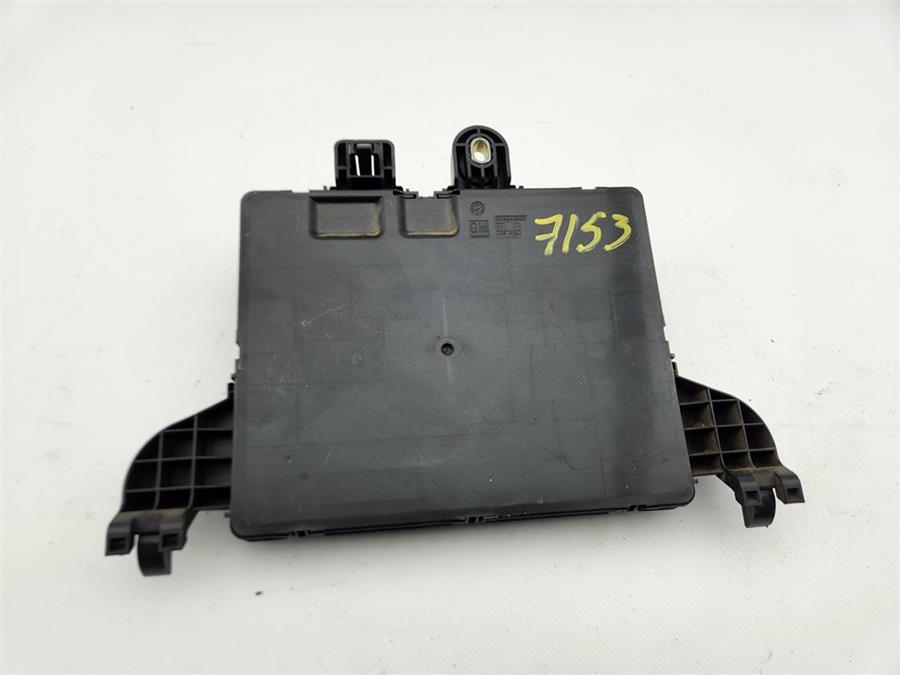 caja reles opel insignia berlina cosmo