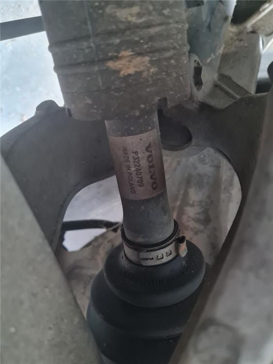 transmision delantera izquierda volvo xc60 business plus awd