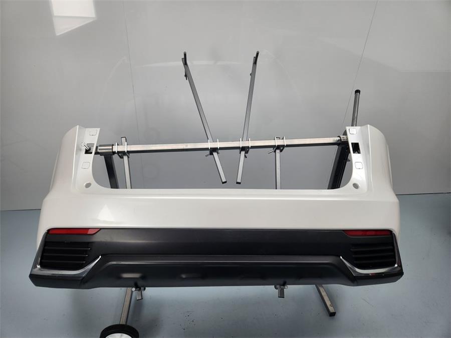 paragolpes trasero lexus nx (az10) 300h 2wd