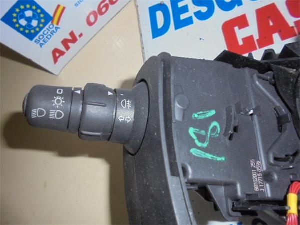 mando de luces renault kangoo ii (f/kw0)(2008 >) 1.5 furgón compact professional [1,5 ltr.   55 kw dci diesel fap]