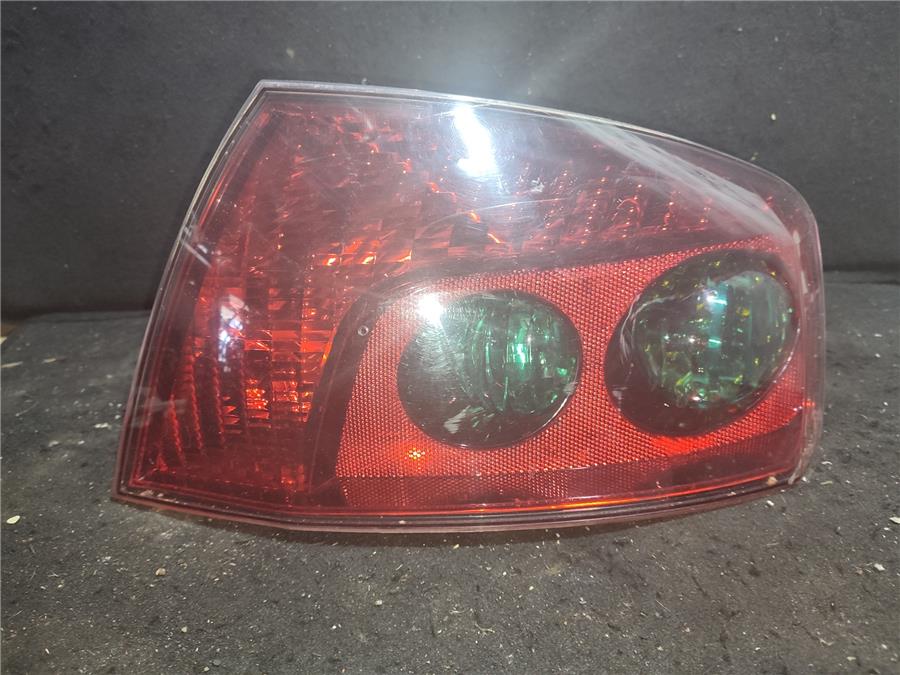 piloto trasero derecho peugeot 407 sw sr confort