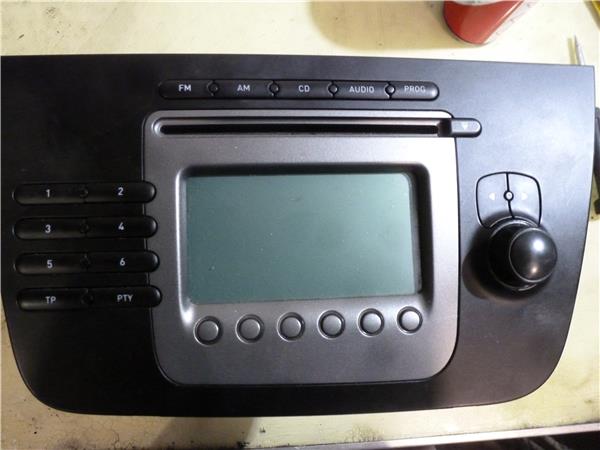 audio system cd radio for SEAT ALTEA 1.9 TDI 2010 2450951