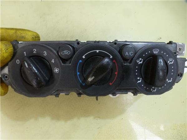 mandos calefaccion / aire acondicionado ford focus berlina (cb4)(2008 >) 1.6 titanium [1,6 ltr.   80 kw tdci cat]