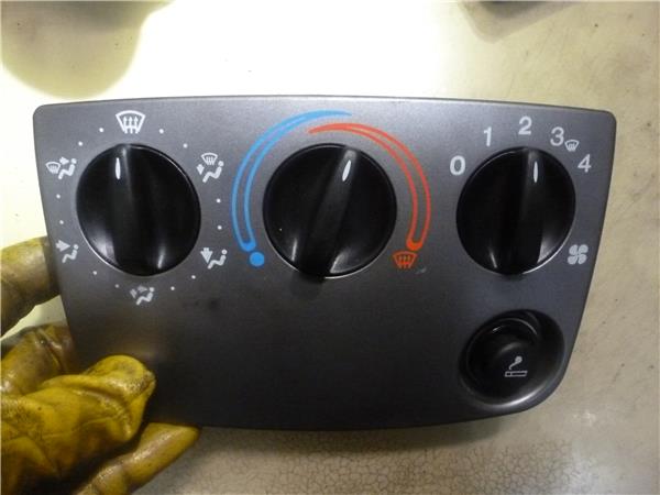 mandos climatizador ford fiesta berlina (dx)(2000 >) 1.3 futura [1,3 ltr.   44 kw cat]
