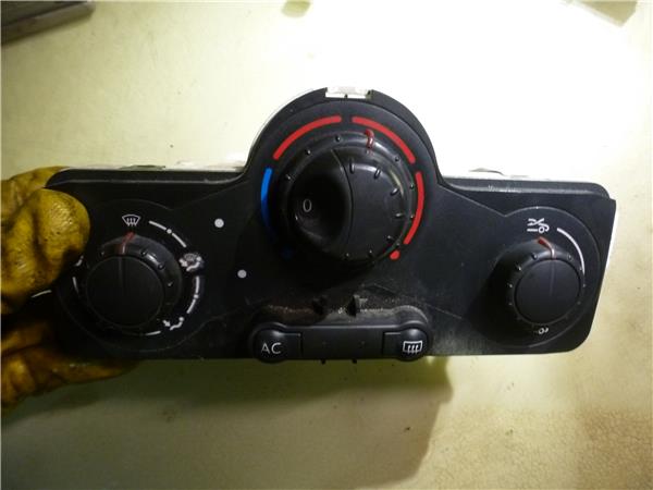 mandos calefaccion / aire acondicionado renault clio iii (2005 >) 1.5 authentique [1,5 ltr.   50 kw dci diesel]
