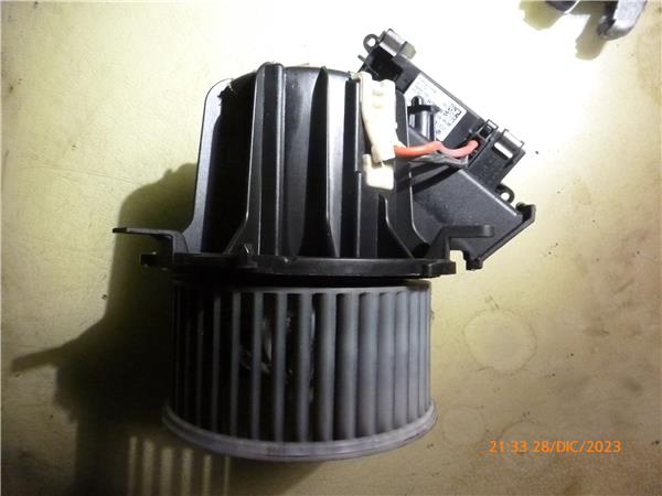 motor calefaccion audi a4 berlina (8k2)(2008 >) 2.7 basis [2,7 ltr.   140 kw v6 24v tdi]