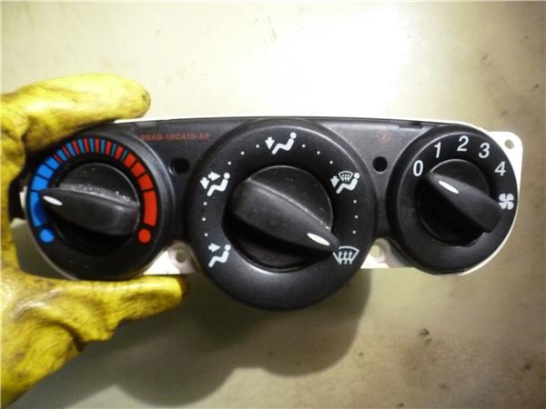 mandos calefaccion / aire acondicionado ford focus berlina (cak)(1998 >) 1.8 ambiente [1,8 ltr.   66 kw tddi turbodiesel cat]
