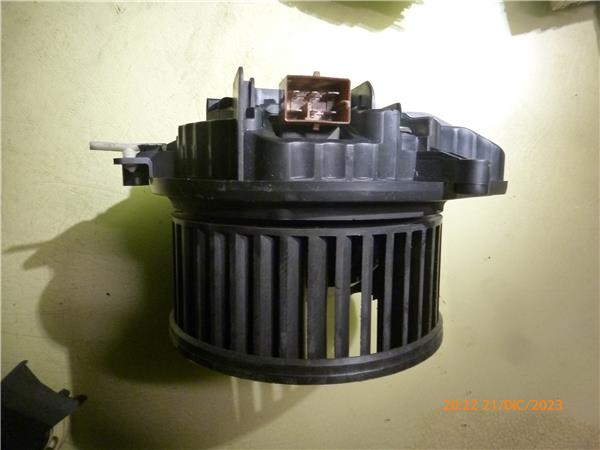 motor calefaccion audi a4 berlina (8e)(2004 >) 3.0 tdi quattro (150kw) [3,0 ltr.   150 kw v6 24v tdi]