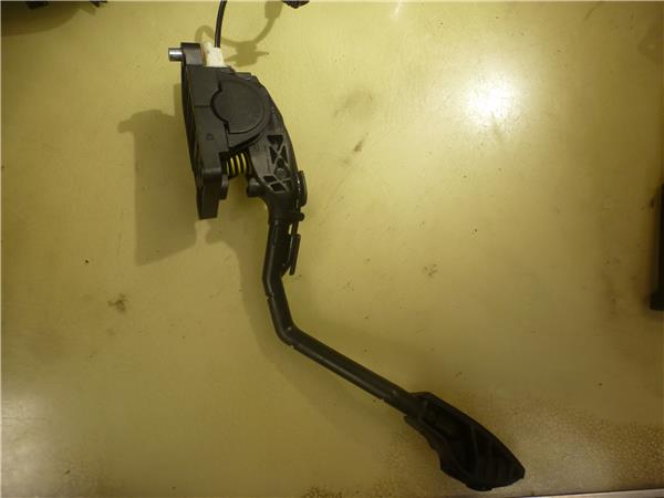 pedal acelerador peugeot 407 (2004 >) 1.8 sr confort [1,8 ltr.   92 kw 16v cat (6fy / ew7a)]