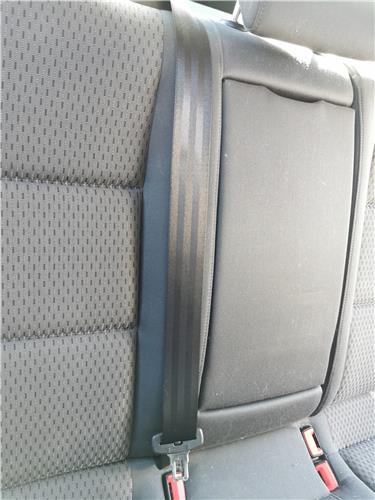 cinturon seguridad trasero central audi a6 berlina (4f2)(2008 >) 2.7 tdi quattro [2,7 ltr.   140 kw v6 24v tdi]