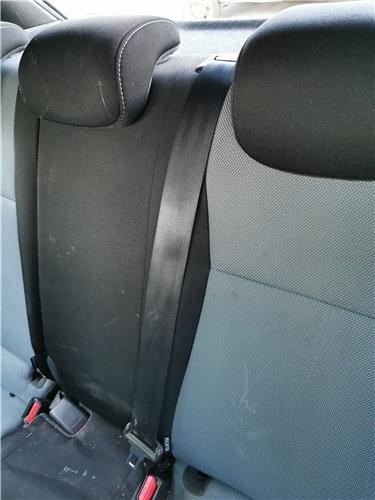 cinturon seguridad trasero central hyundai i2