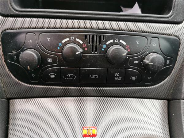 mandos climatizador mercedes benz clase c sportcoupe (bm 203)(2000 >) 2.2 c 220 cdi (203.706) [2,2 ltr.   105 kw cdi cat]