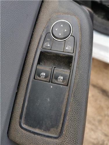 botonera puerta delantera izquierda renault clio v (08.2019 >) 1.5 business [1,5 ltr.   63 kw blue dci diesel fap]