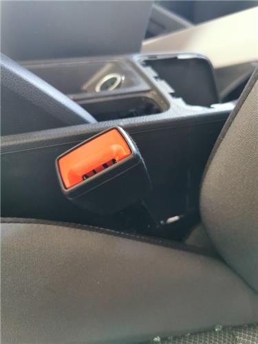 anclaje cinturon delantero izquierdo seat arona (kj)(2017 >) 1.0 fr [1,0 ltr.   66 kw tgi bivalent, gasolina / gnc]