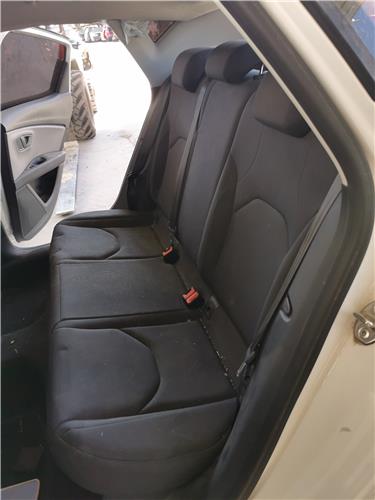 asientos traseros seat leon (5f1)(09.2012 >) 1.4 reference [1,4 ltr.   81 kw tgi bivalent, gasolina / gnc]