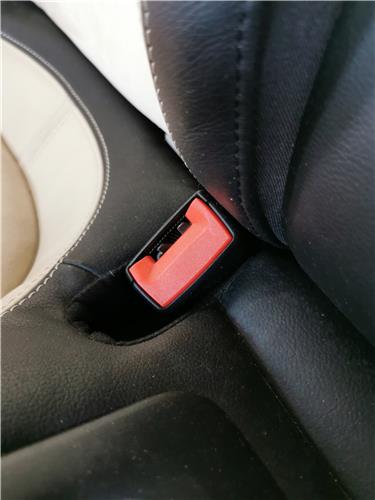 anclaje cinturon trasero derecho volkswagen passat cc (357)(05.2008 >) 2.0 básico [2,0 ltr.   103 kw tdi]