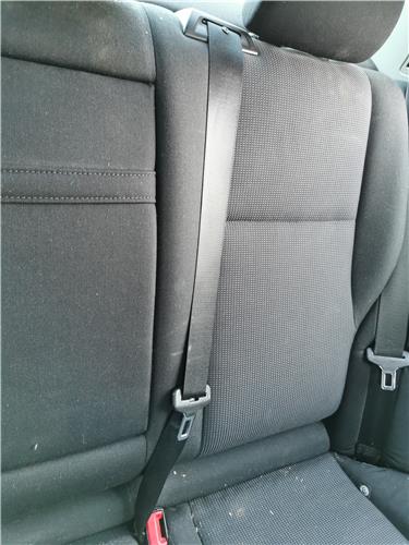 cinturon seguridad trasero central mercedes benz clase c berlina (bm 204)(2007 >) 2.2 c 200 cdi (204.007) [2,2 ltr.   100 kw cdi cat]