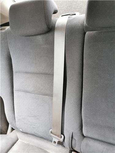 cinturon seguridad trasero central honda civic viii hatchback (fn, fk) 1.4