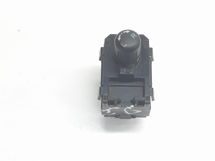 mando retrovisor electrico nissan np300