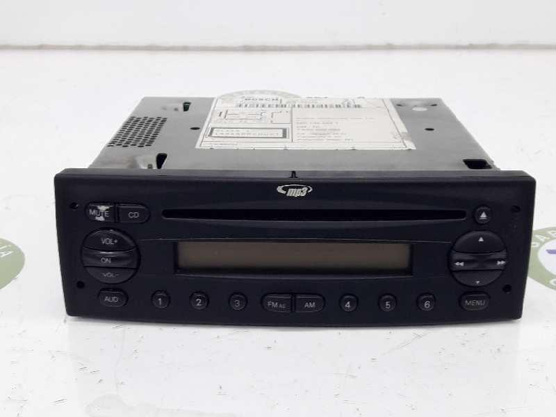 radio / cd iveco daily camión cabina simple  35 c...  batalla 3450