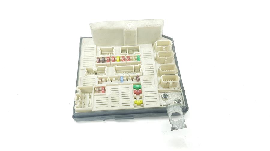 caja reles renault kangoo ii (f/kw0) profesional