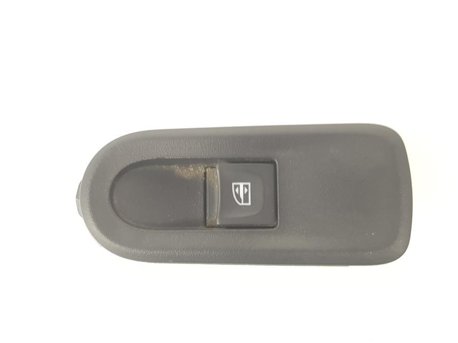 botonera puerta trasera derecha dacia duster 1.5 dci d fap (110 cv)