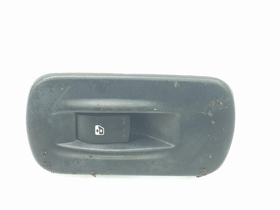 botonera puerta delantera derecha renault trafic caja cerrada 2.0 dci d fap (114 cv)