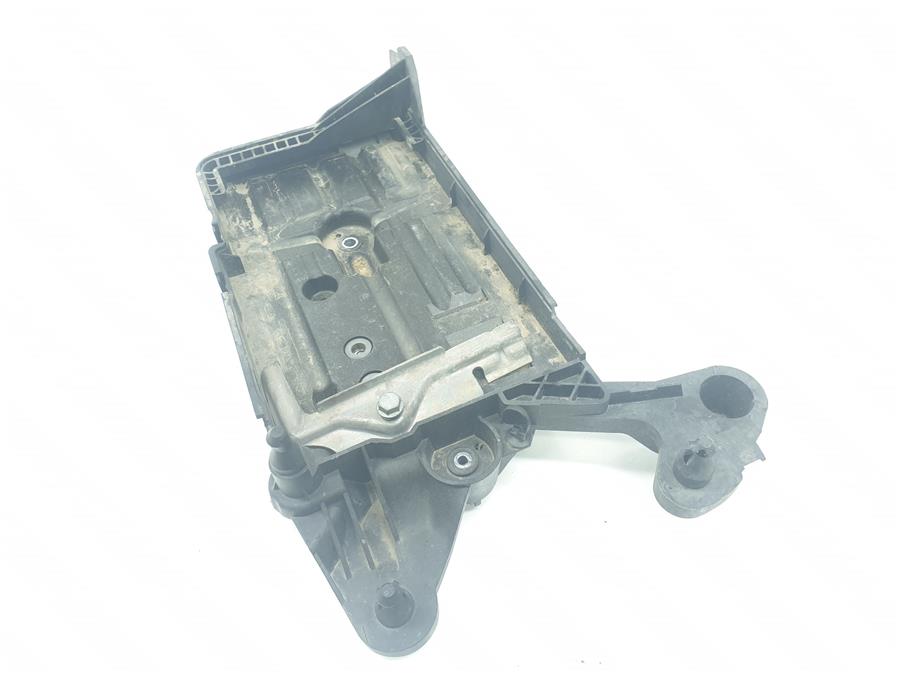 Soporte Bateria AUDI Q2 30 TFSI