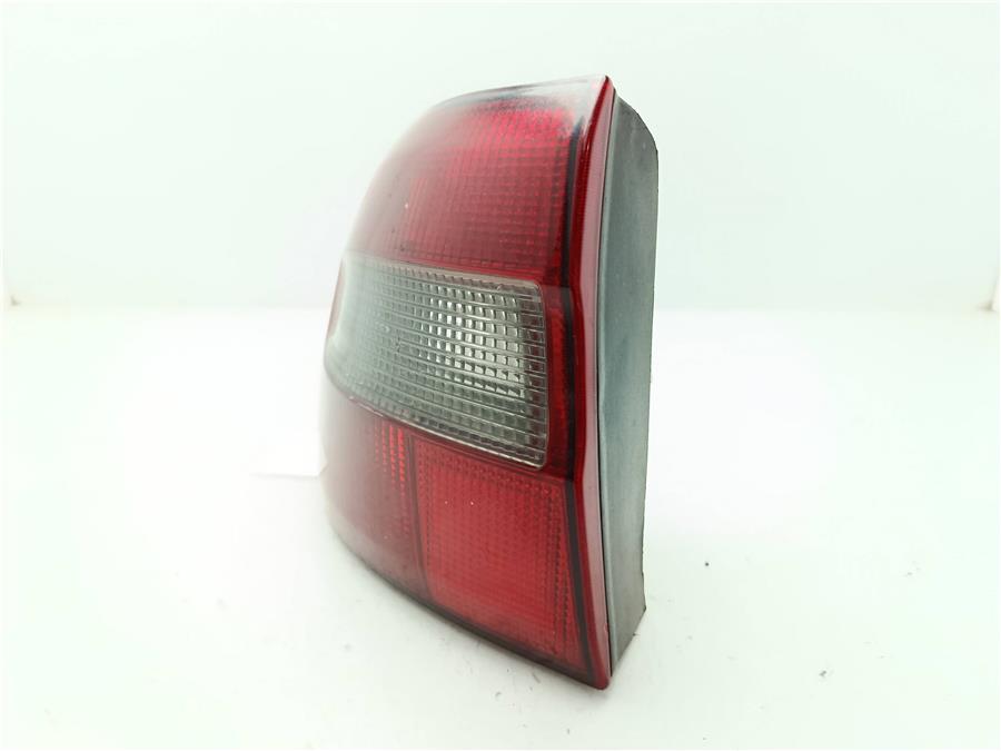 Piloto Trasero Izquierdo VOLVO V40